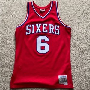 Julius Erving Hardwood Classic Jersey 1982-83